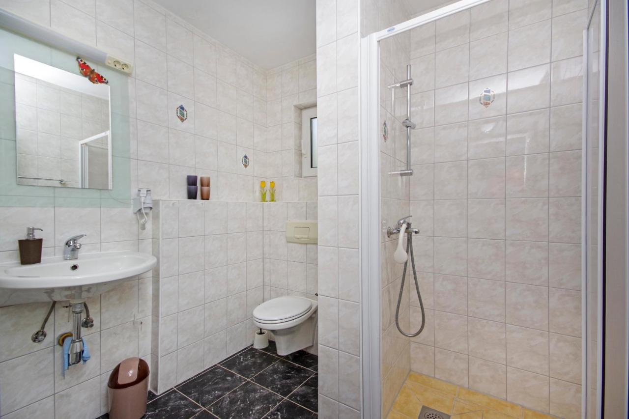 Matanovi Dvori Md Apartments Makarska Buitenkant foto